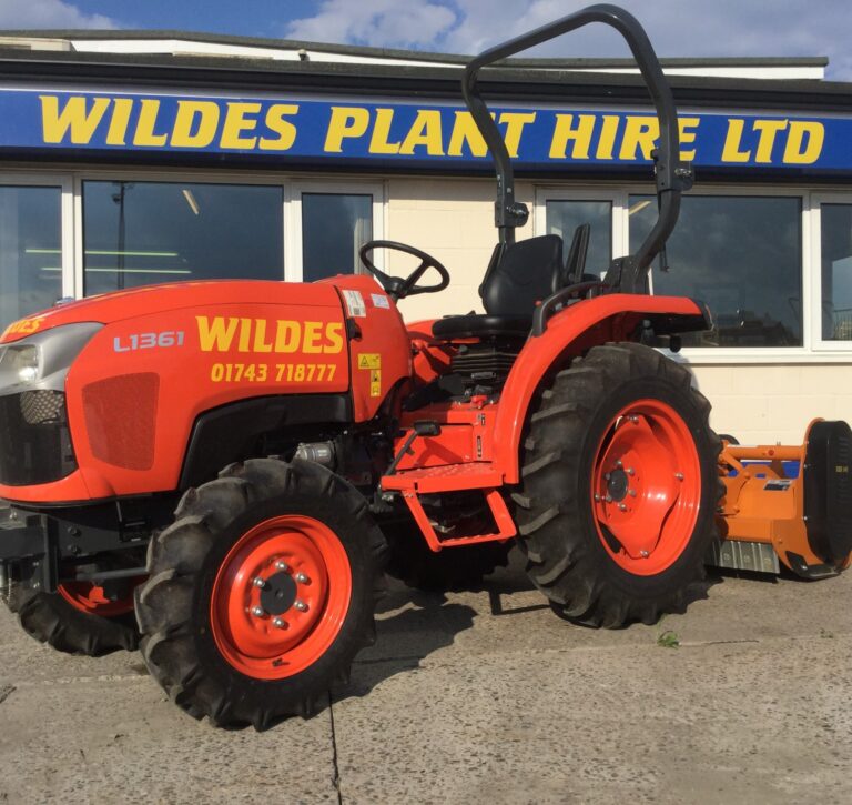 Kubota L1361 
